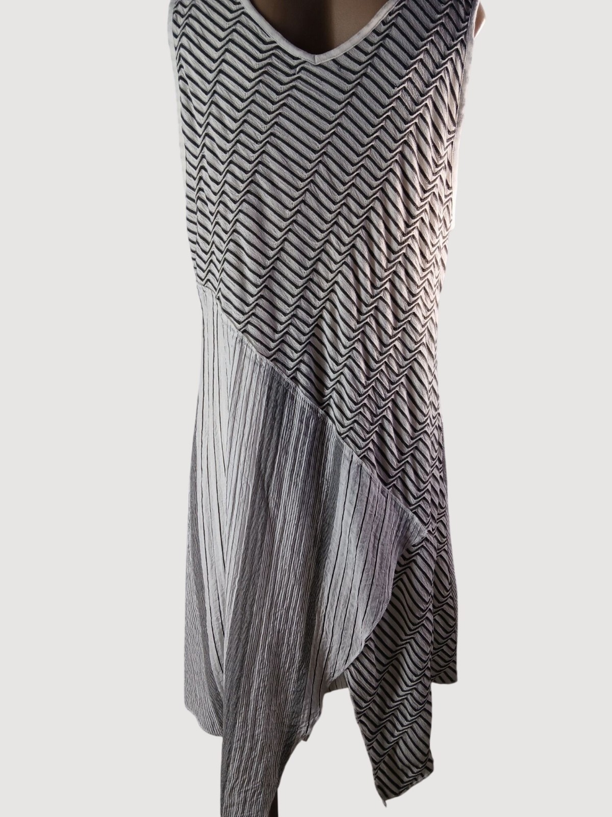 Radzoli Sleeveless Black White Patchwork Panel Tiered Dress XL Asymmetrical