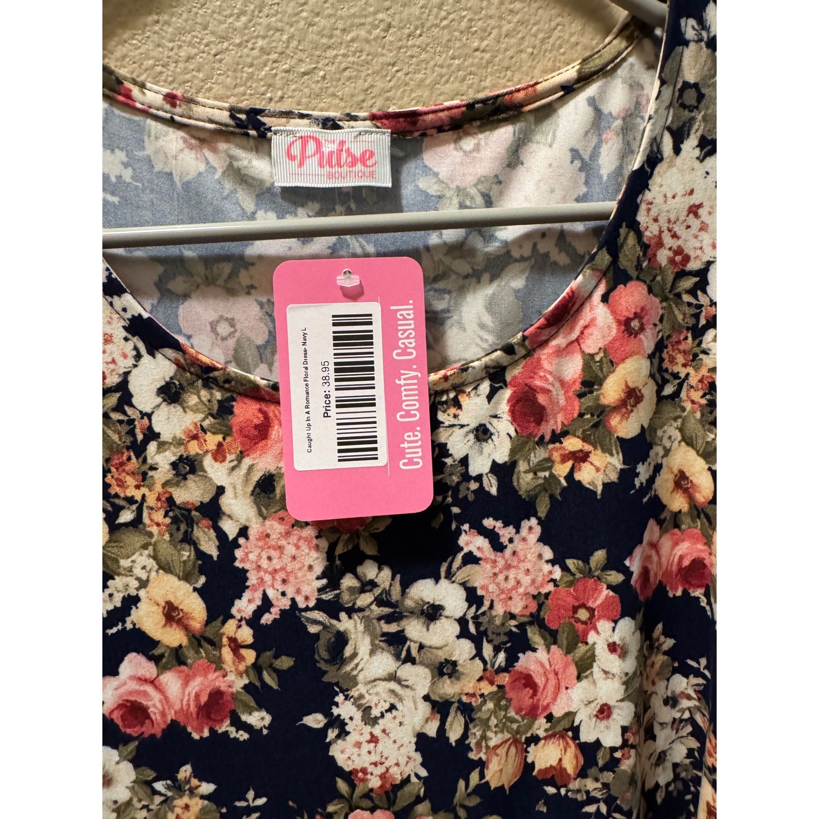 Pulse Boutique Caught Up In A Romance Floral Dress Navy Pink Large NWT