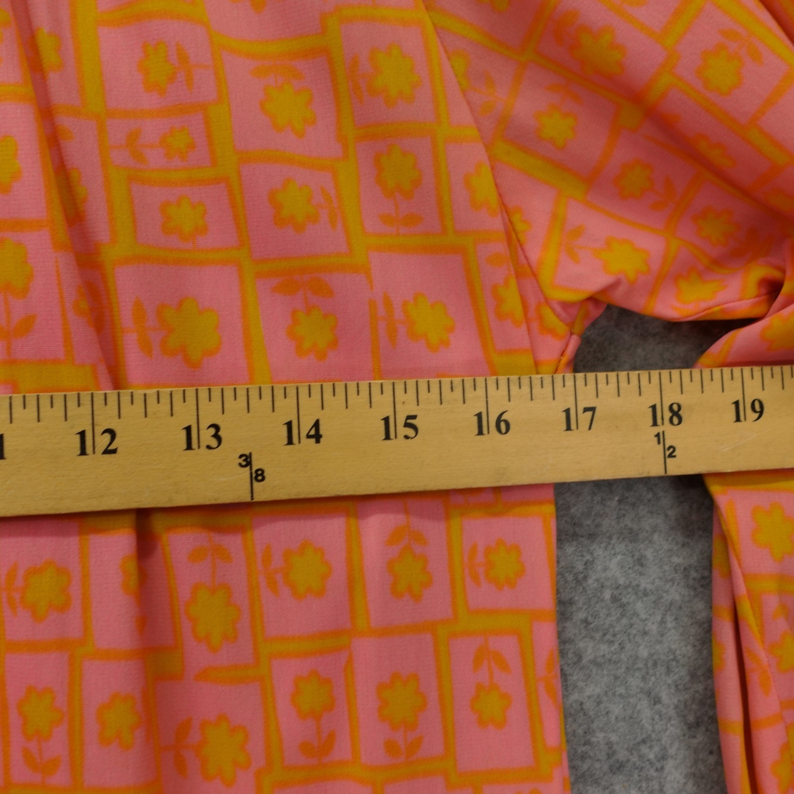 Vintage 70s Shift Dress Womens SMALL Pink Orange Psychedelic Mod PETER STEVENS