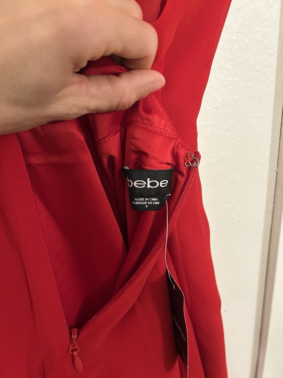NWT Bebe Red Chiffon V-Neck Keyhole Cross-Back Mini Skater Dress SZ 0 retail $98