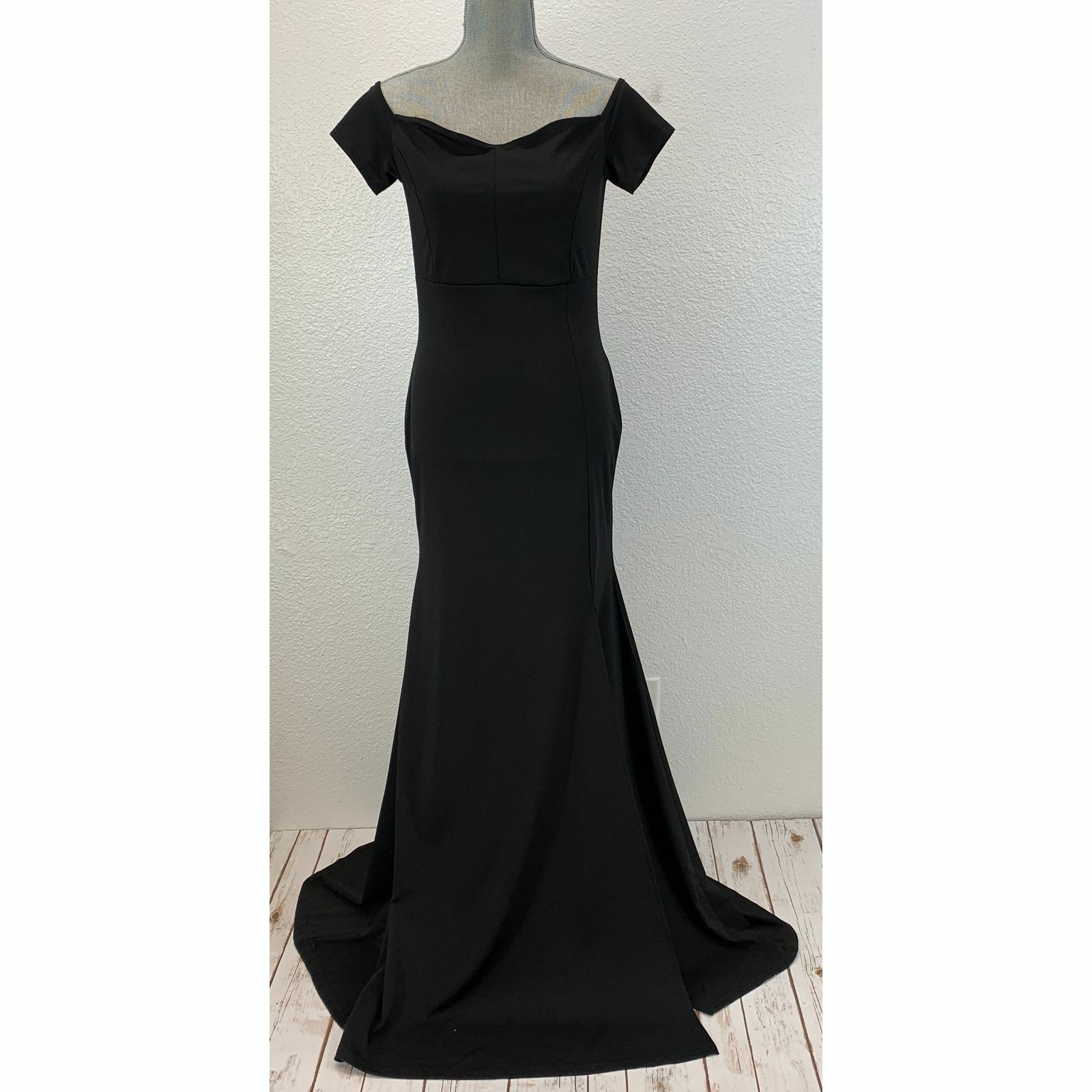 Black Long Off shoulder floor-length Dress with long slit, L