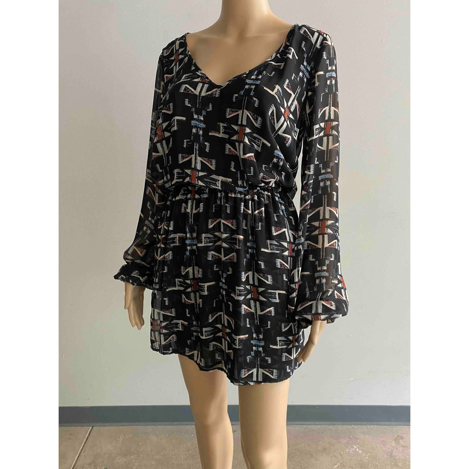 Show Me Your Mumu Rainey Mini Dress Black Geometric Tribal Print Long Sleeve M