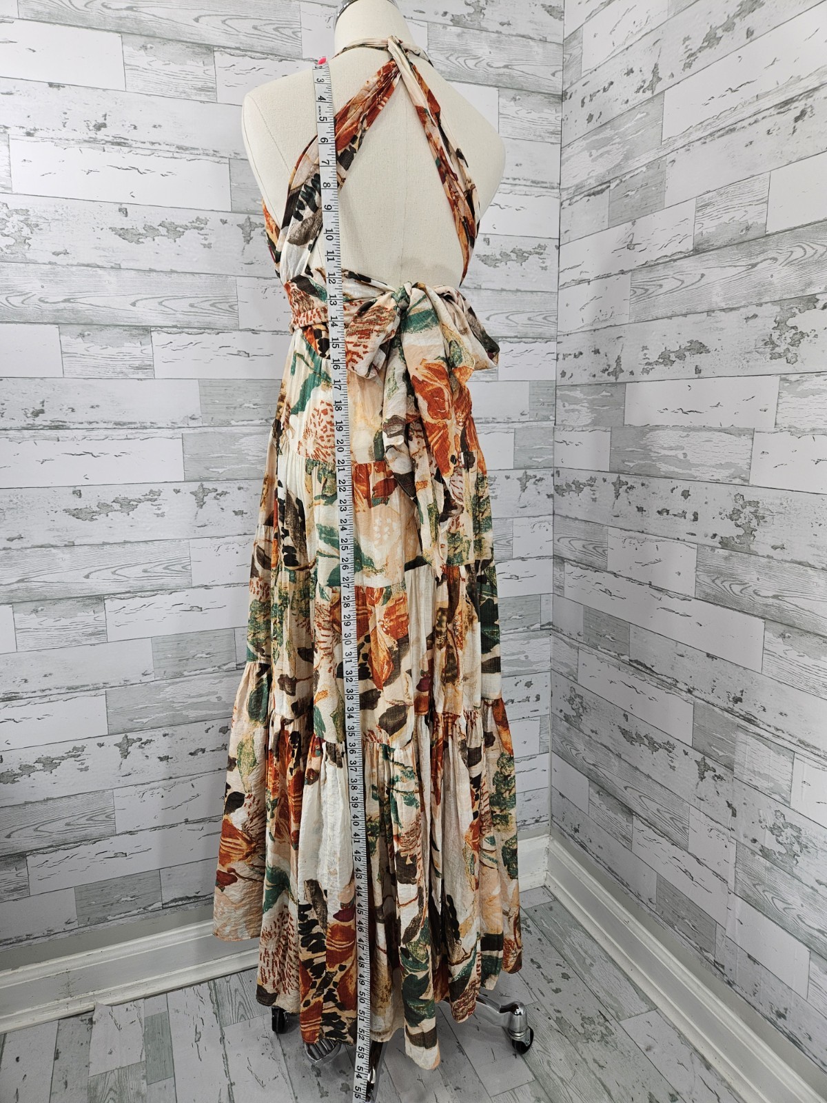 ASTR The Label Women’s M Almina Tiered Halter Maxi Dress Taupe Orange