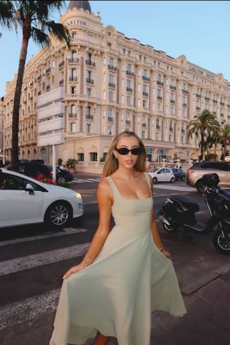 Odd Muse Dress Size L The Ultimate Muse Square Neck Midi High Waist Sage Green