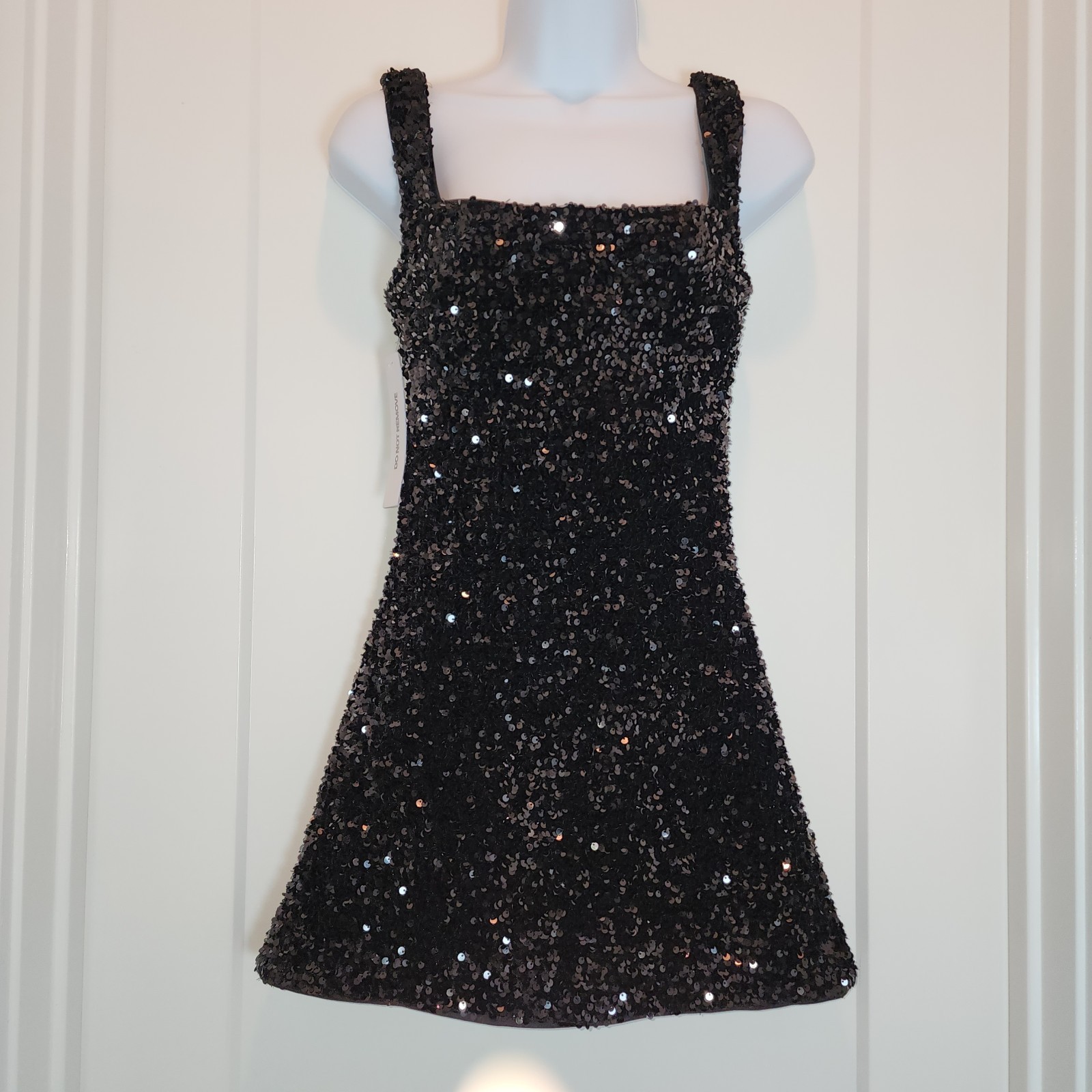Princess Polly Miss Me Black Sequin Mini Dress NWT XS US 2 Party NYE Glam