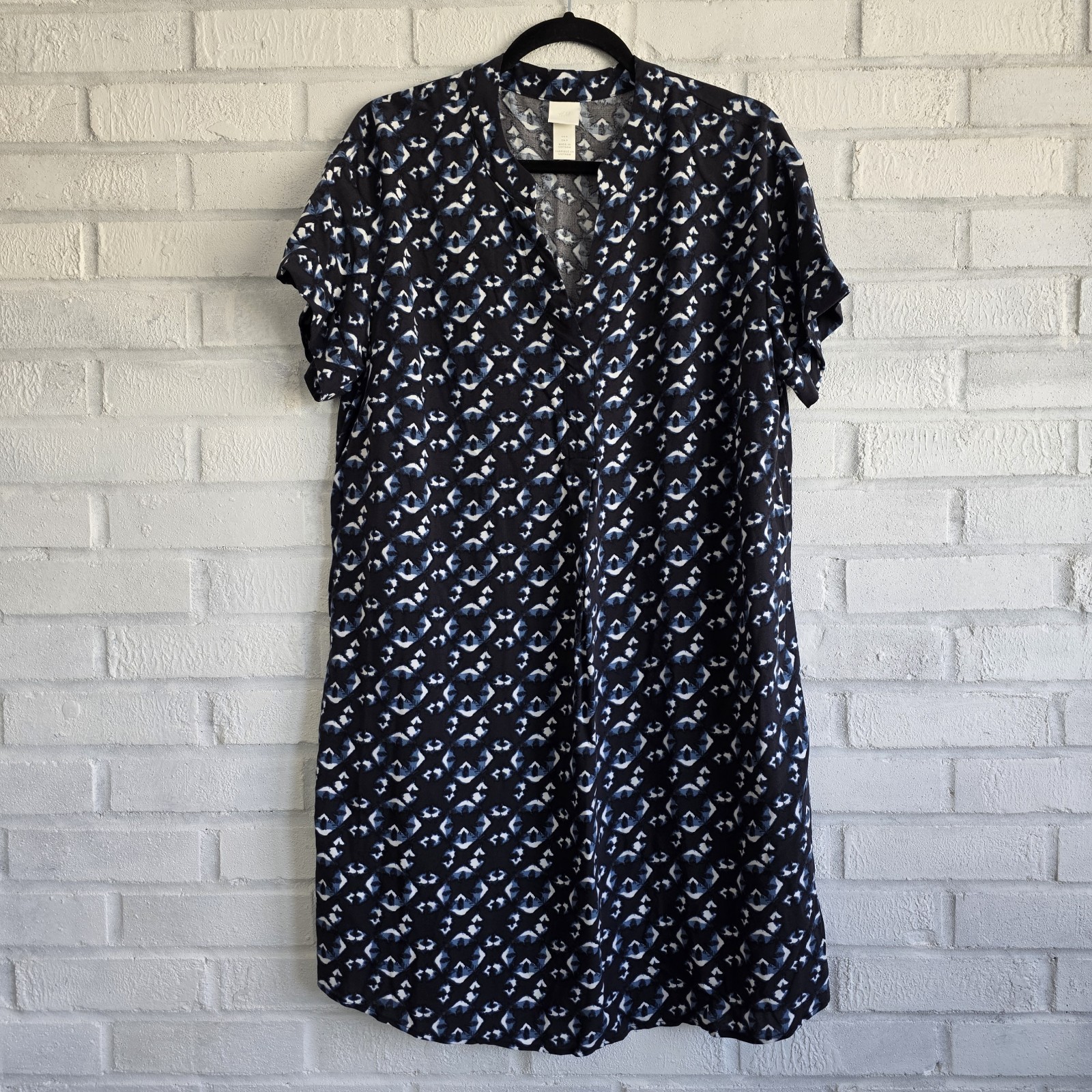 H&M Blue Printed Swing Dress Mock Painter’s Collar Size Large Wrinkle Resistant