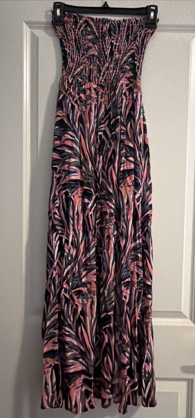Evereve Hadley Floral Print strapless rouched maxi dress. Size XS