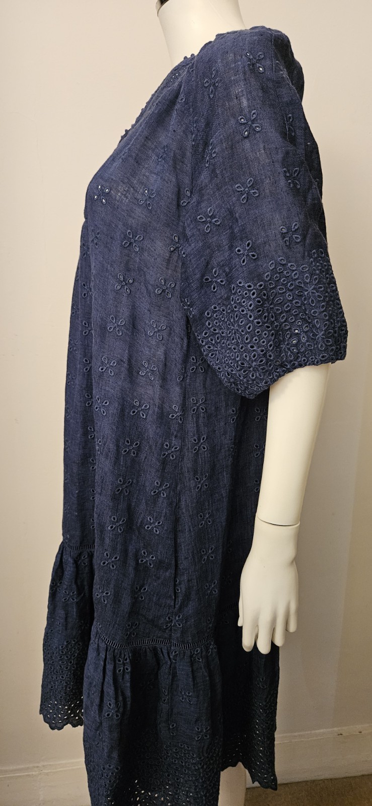 0039 ITALY navy blue 100% linen fully embroidered Maibelyn dress M bnwot rrp£250