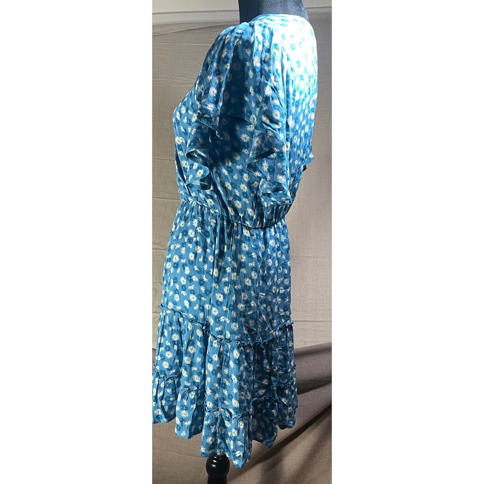 Altar State Blue Daisy Print Flutter Sleeve Tiered Ruffle Dress M boho peasant