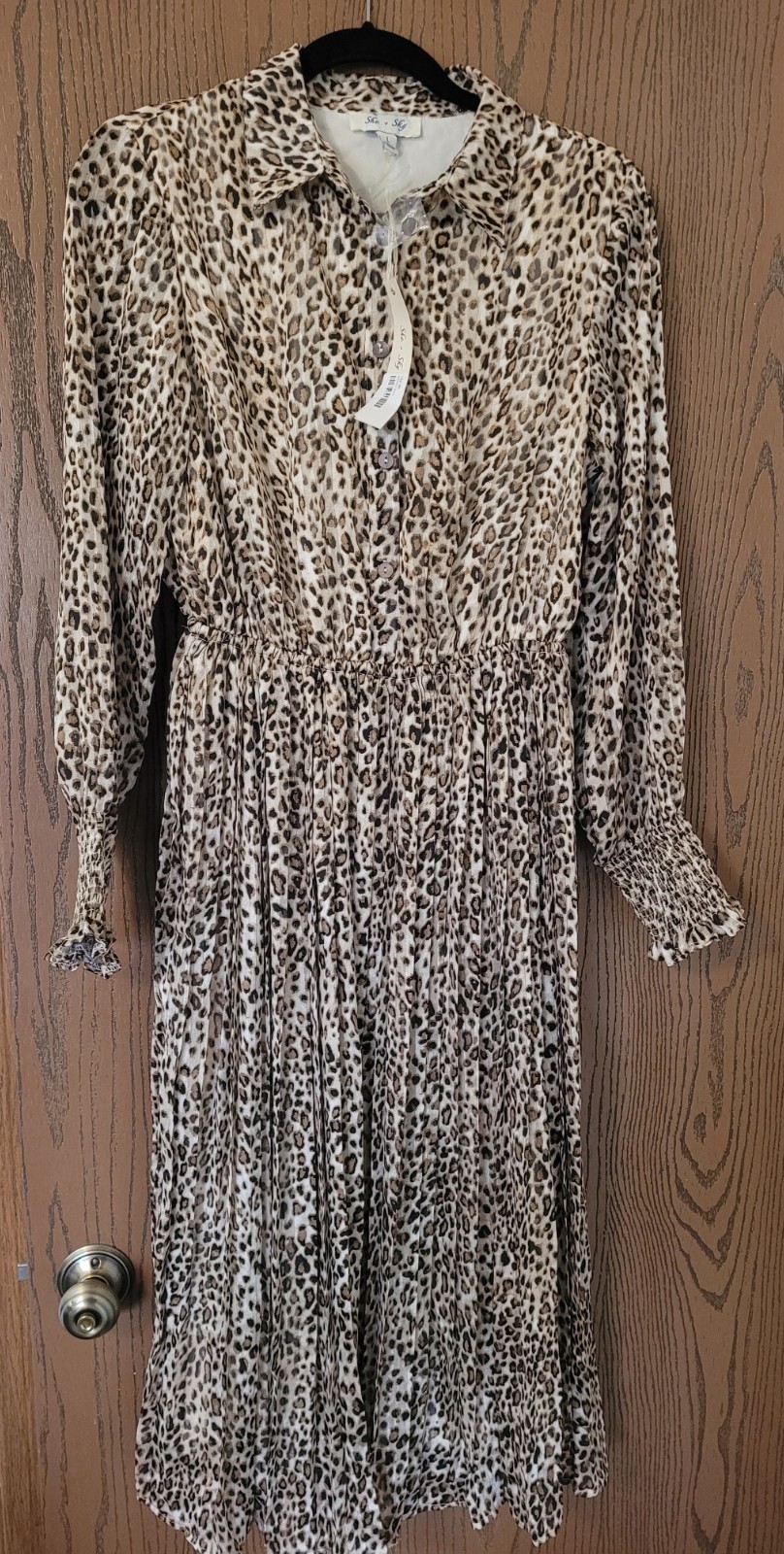 She + Sky Size Large NWT Animal Print Long Sleeve Shear and Lined Dress