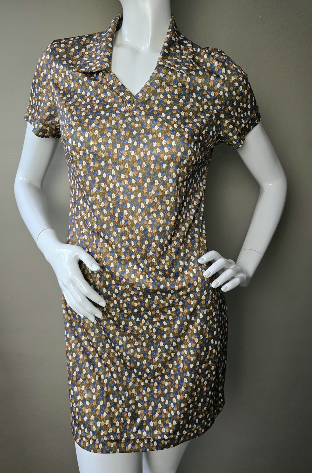 90’s Bonkers Clothing Co Floral Print Dress Poly Pullover Collared V-Neck USA