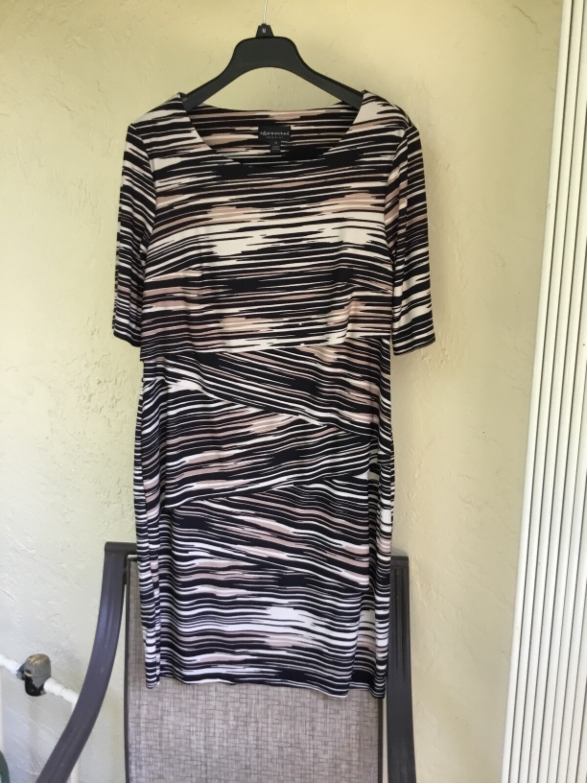 NEW CONNECTED BEIGE BLACK TIERED CAREER SHIFT DRESS SIZE 16 $98