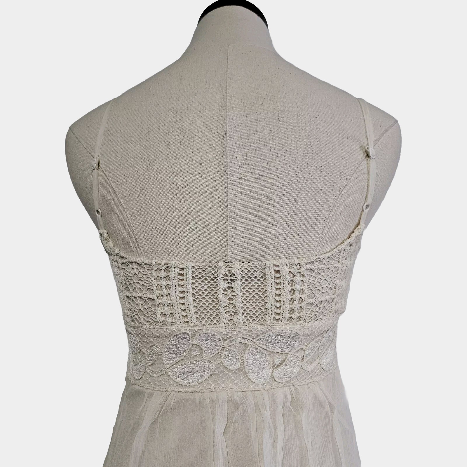 MARIA BIANCA NERO Empire Waist Crochet Accent Ivory Small P Sexy Elegant Dress