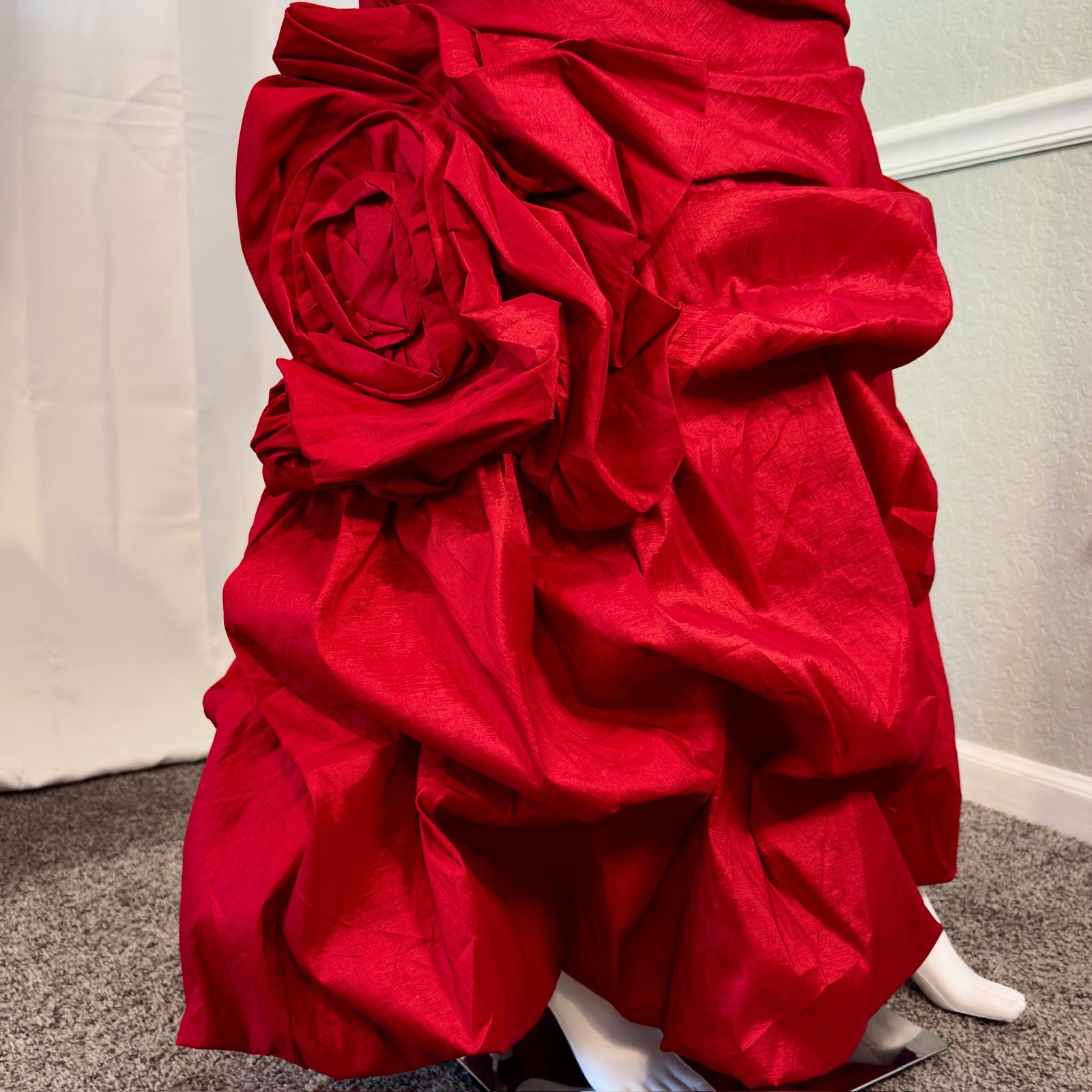 Dancing Queen Red Ruffle Dress Size Medium Ruched Mermaid Gown Formal Y2K Glam