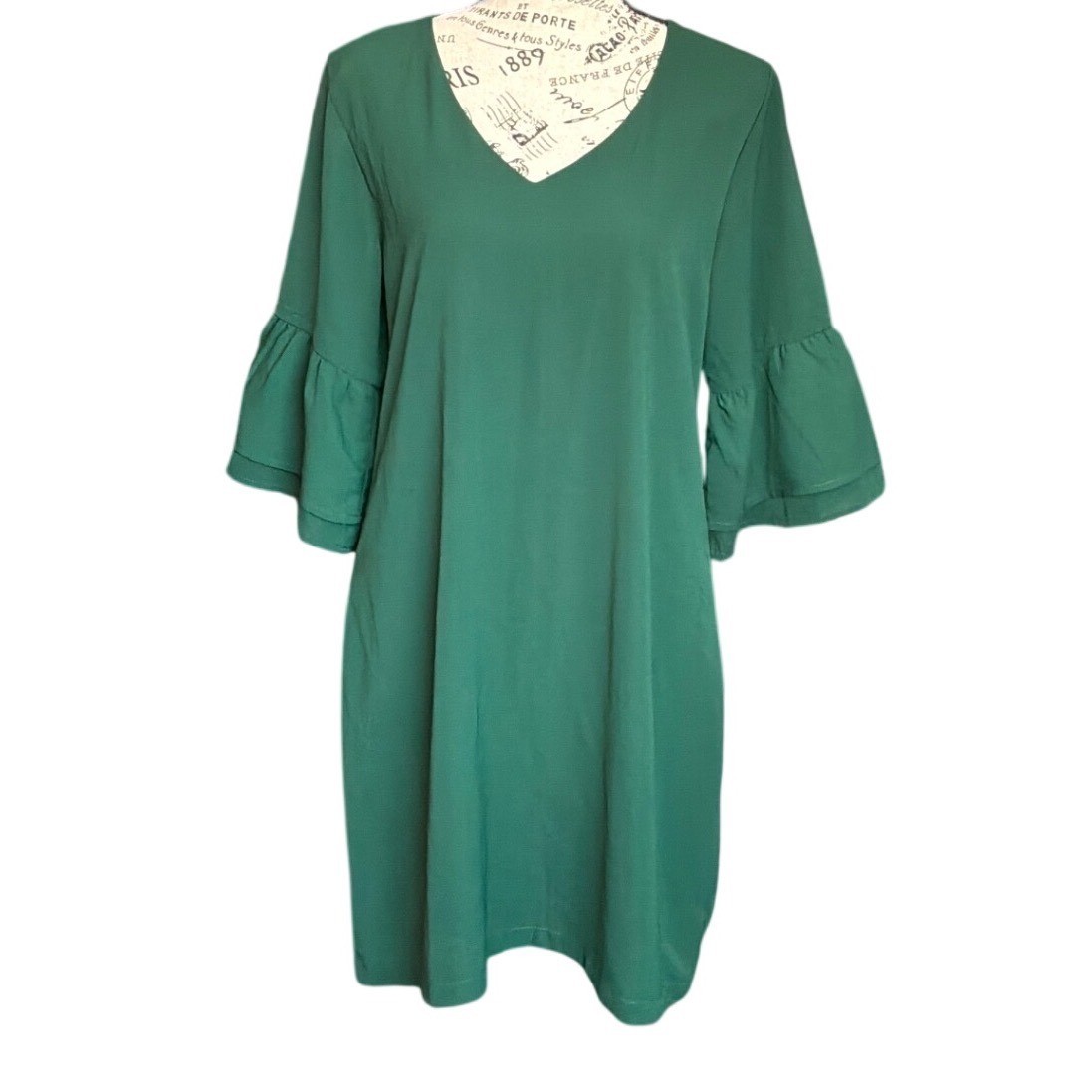 Belongsci Emerald Green V-Neck Tiered Bell Sleeve Shift Dress Womens Medium