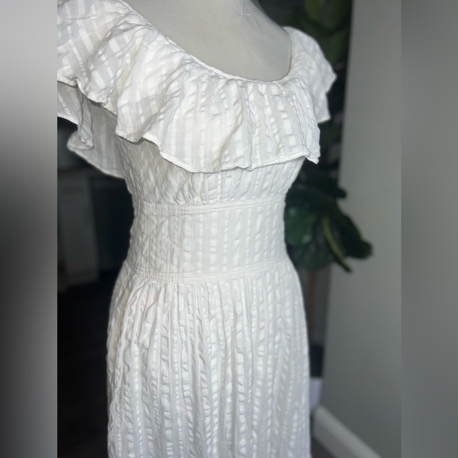 Tory Burch – White Ruffled Neckline Cotton Maxi Sundress Size 2