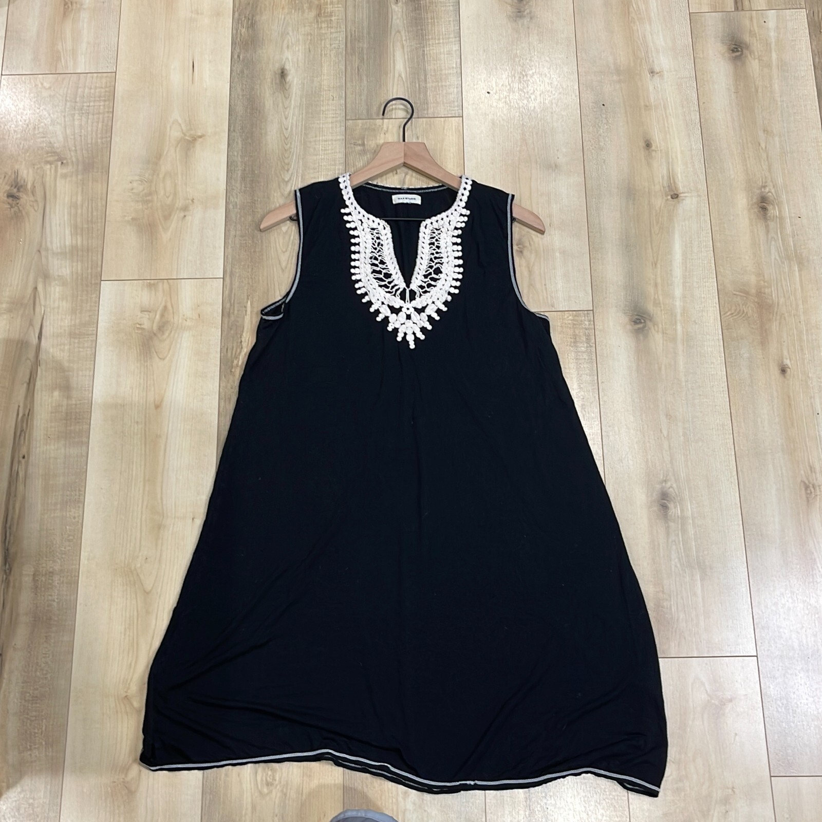 Max Studio Womens Black Sleeveless Split Neck Pullover A-Line Dress Size Medium