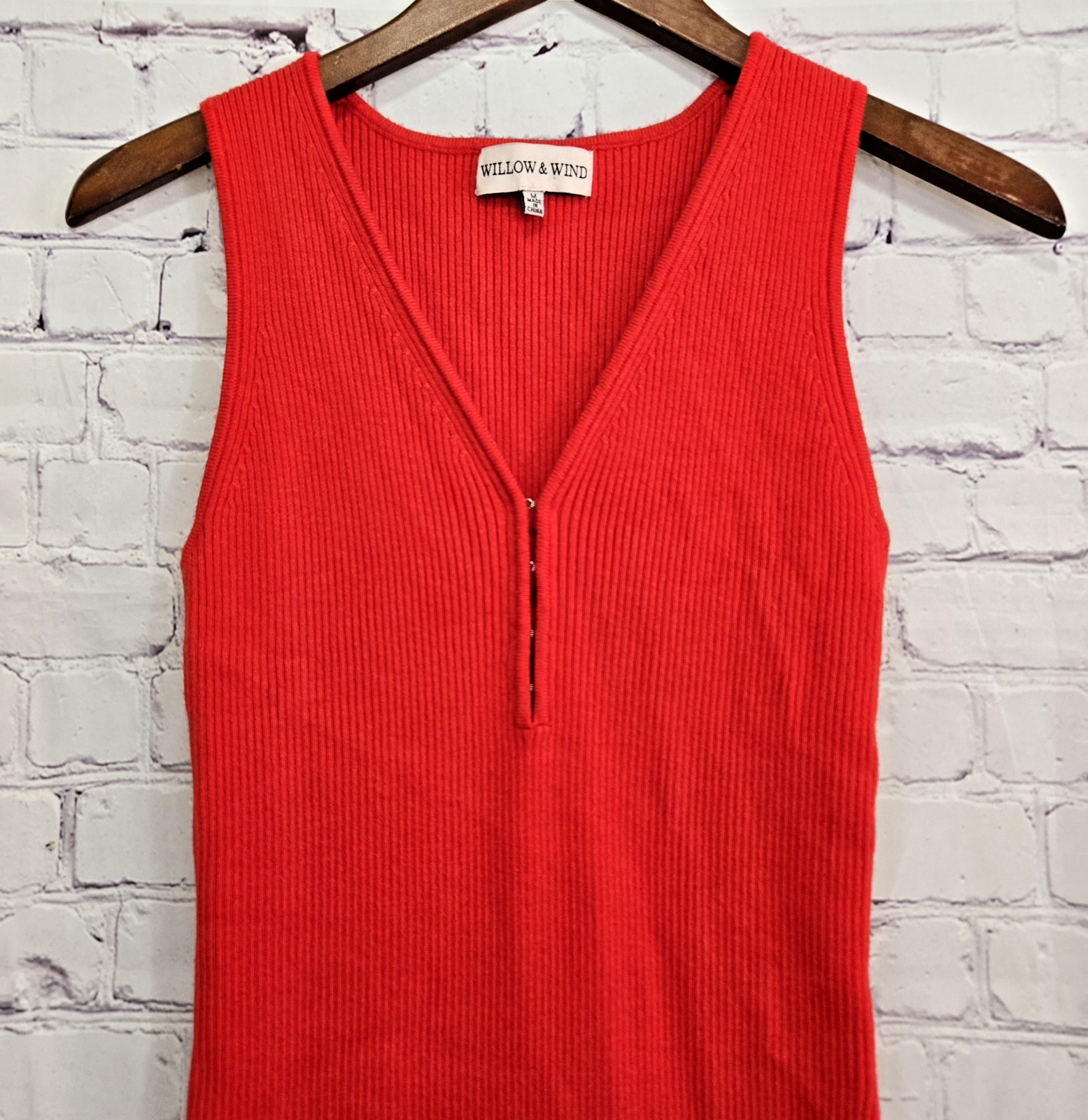 Willow & Wind Red Bodycon Ribbed Knit Sweater Dress Midi M Sexy V Neck Hook Eye