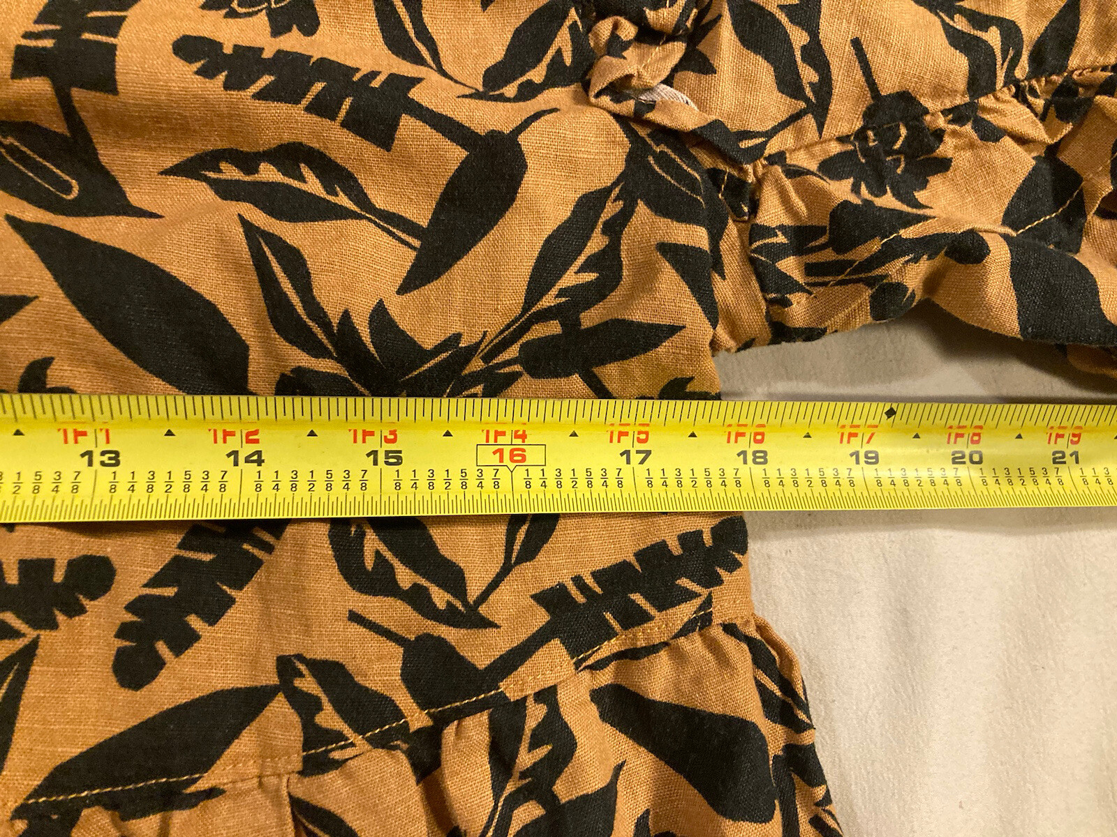 GOODTHREADS MEDIUM Linen Cotton Elbow Sleeve Split Neck Dress, Tan Block Floral