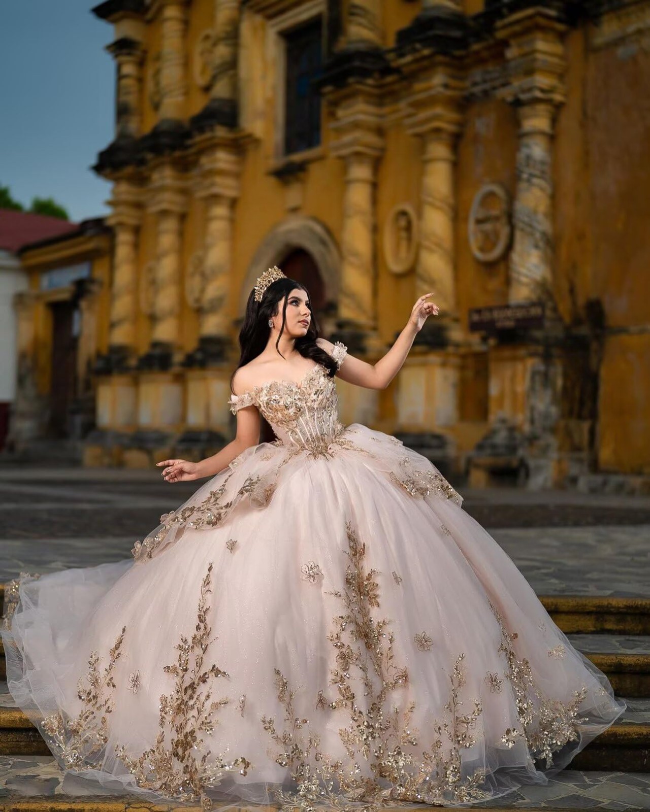 Shiny Sequin Appliques Quinceanera Dress with Bow Layered Tulle Sweet 15 Dress
