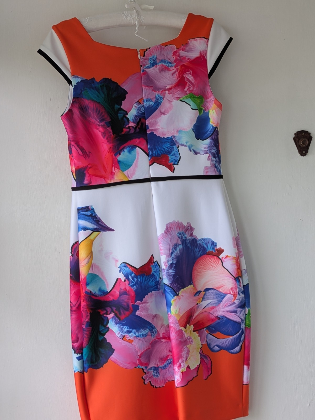 Joseph Ribkoff Multi Floral Mix Shift Dress With Stretch Cap Sleeve Size UK 12