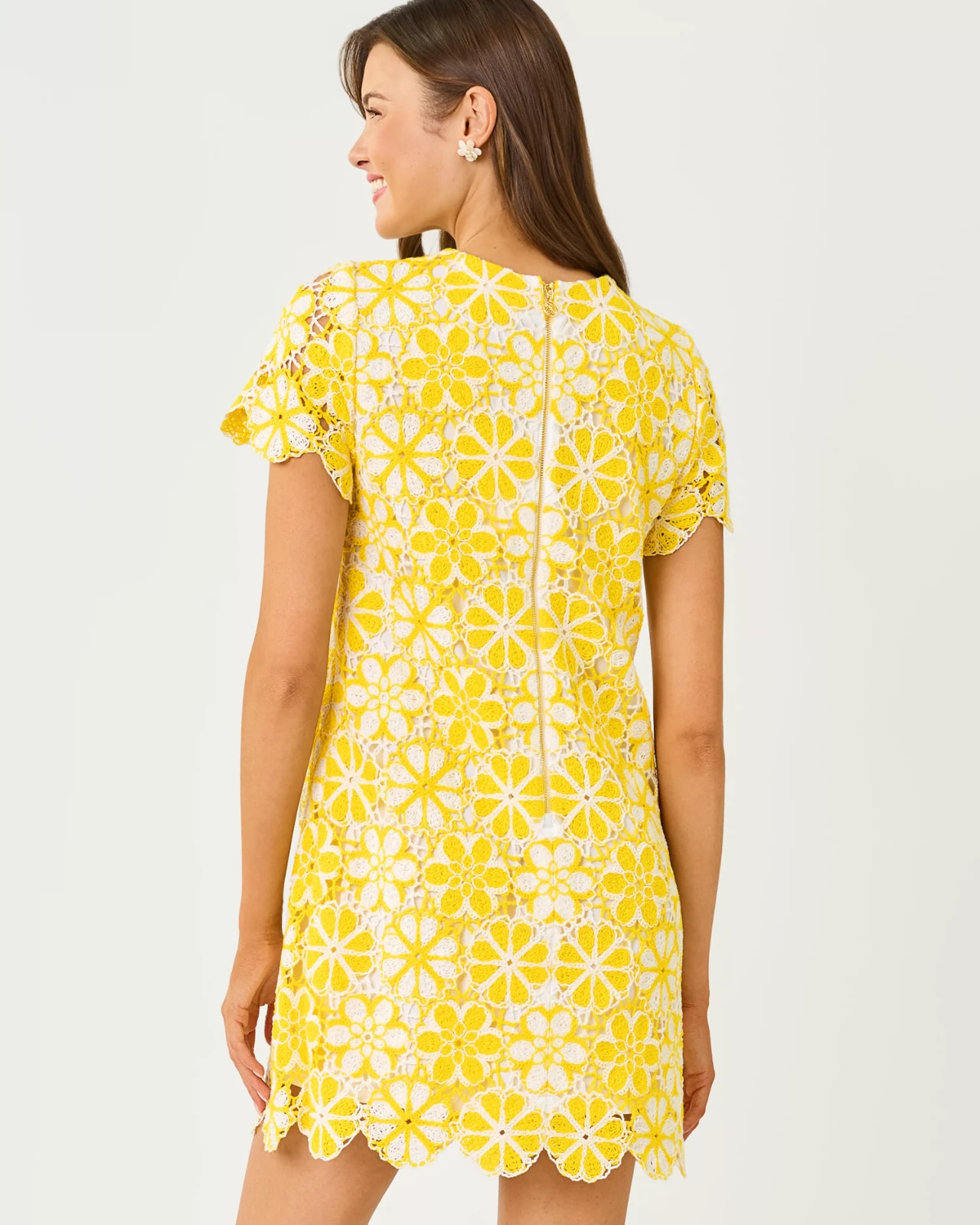 NWT Lilly Pulitzer Cortney Crochet Shift Dress Mimosa Yellow , Full Size .