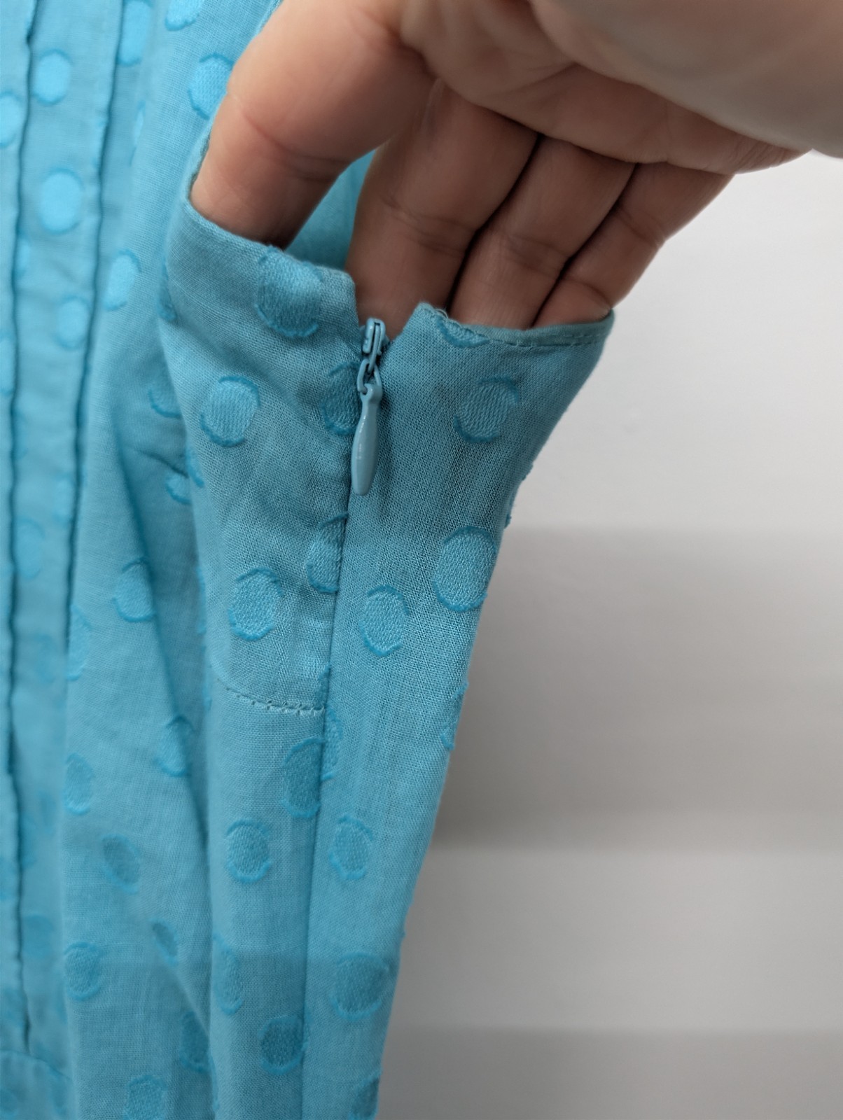 Jaclyn Smith Turquoise Blue Polka Dot Sleeveless Shirtdress Belted Pleated