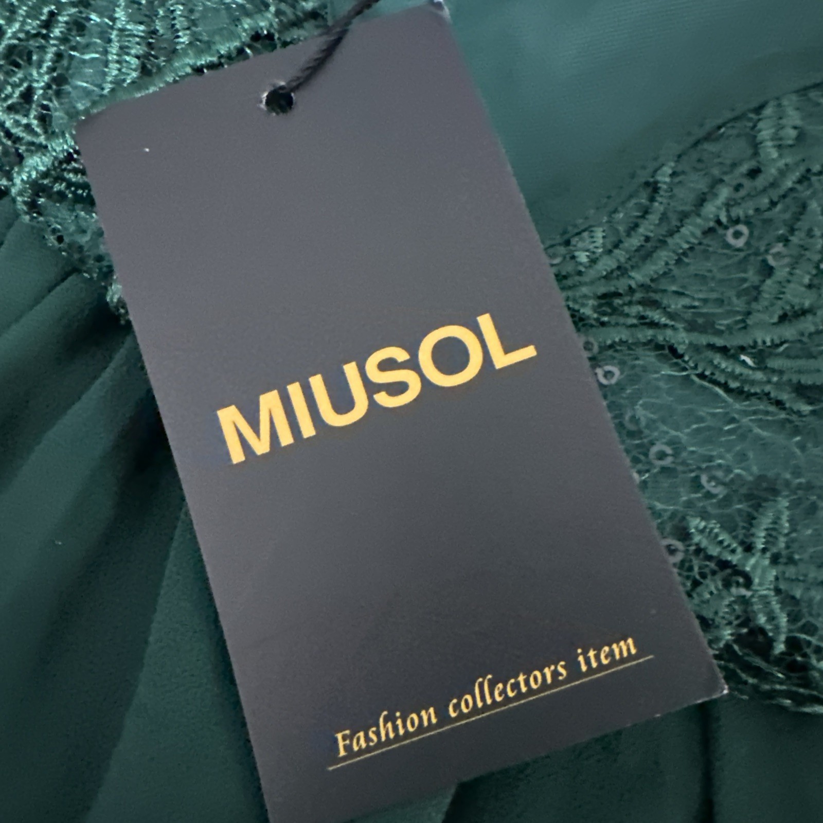Miusol NWT Women’s Medium Knee Dress Green Sleeveless Semi Formal Party New