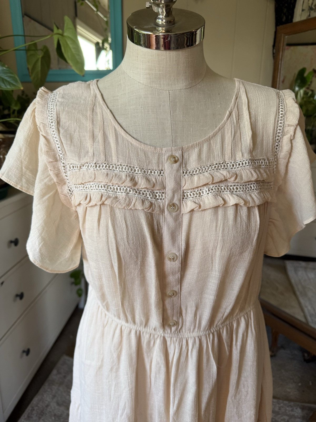 Perch by BLU PEPPER Elegant Cream colored Dress, size 1XL