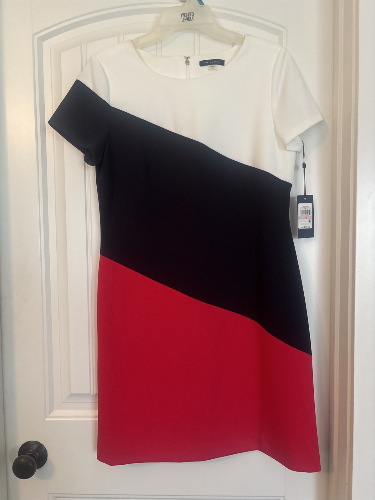Tommy Hilfiger Women’s Size 10 Sheath Dress Red White Blue RN54163 MSRP 99.00