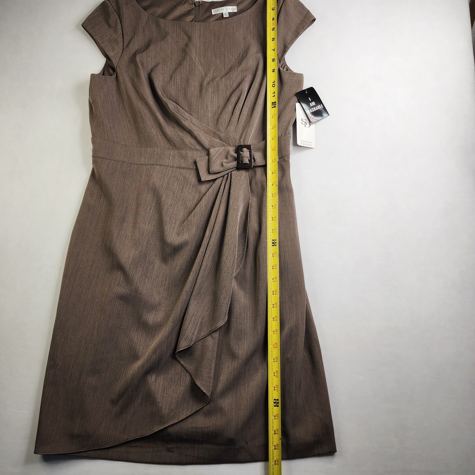 Sandra Darren Woman’s Size 16 XL Solid Light Fawn Dress Sleeveless Career Casual