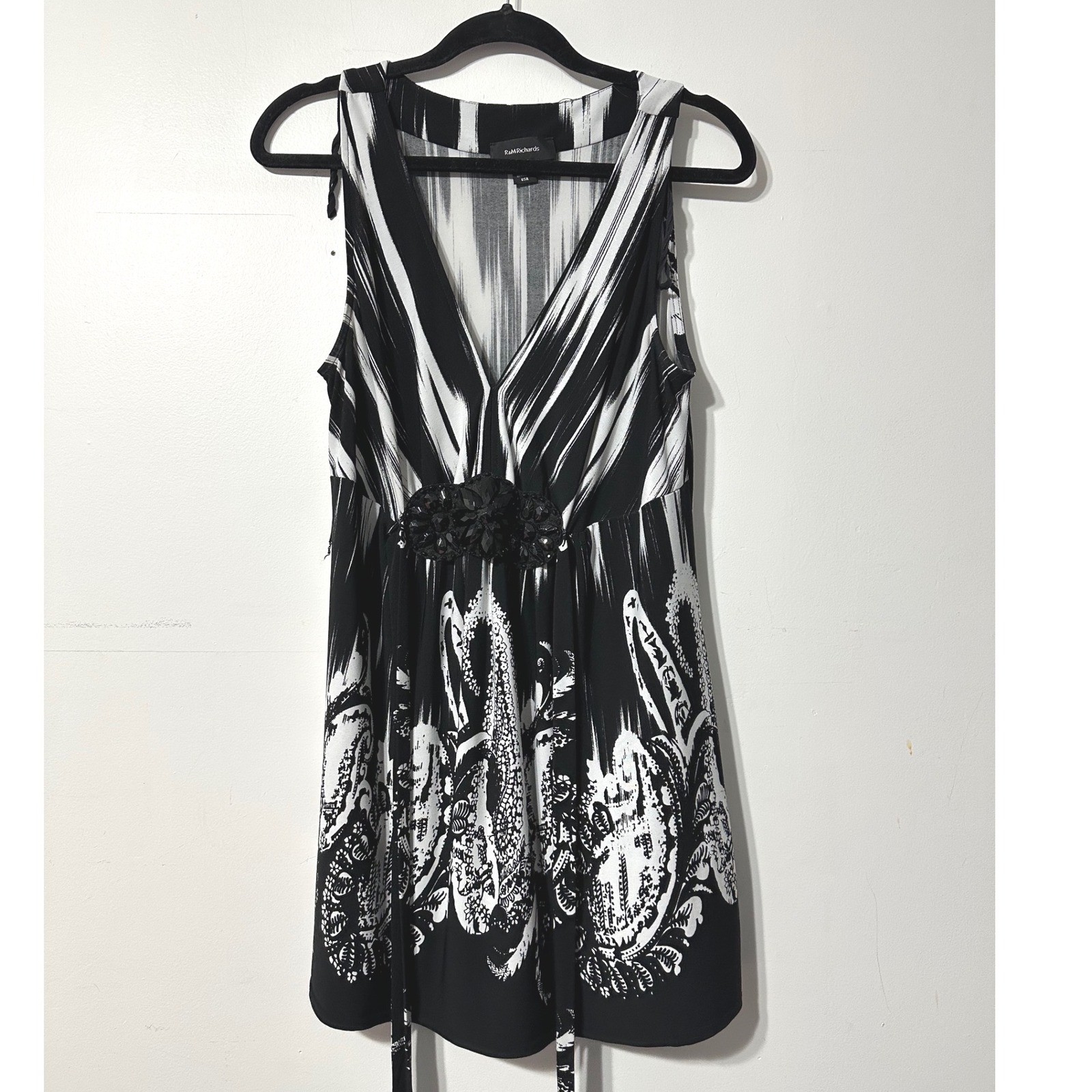 R&M Richards Dress Womens 16 Black White Abstract Paisley Beaded Empire Waist