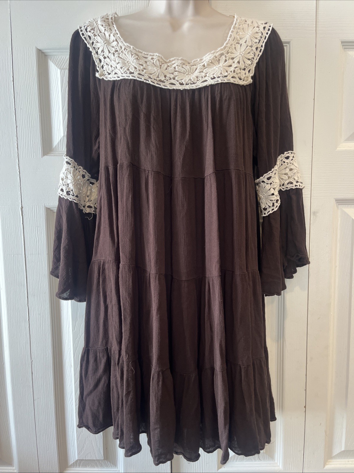 Women’s Indigo Soul Size Large Brown Dress