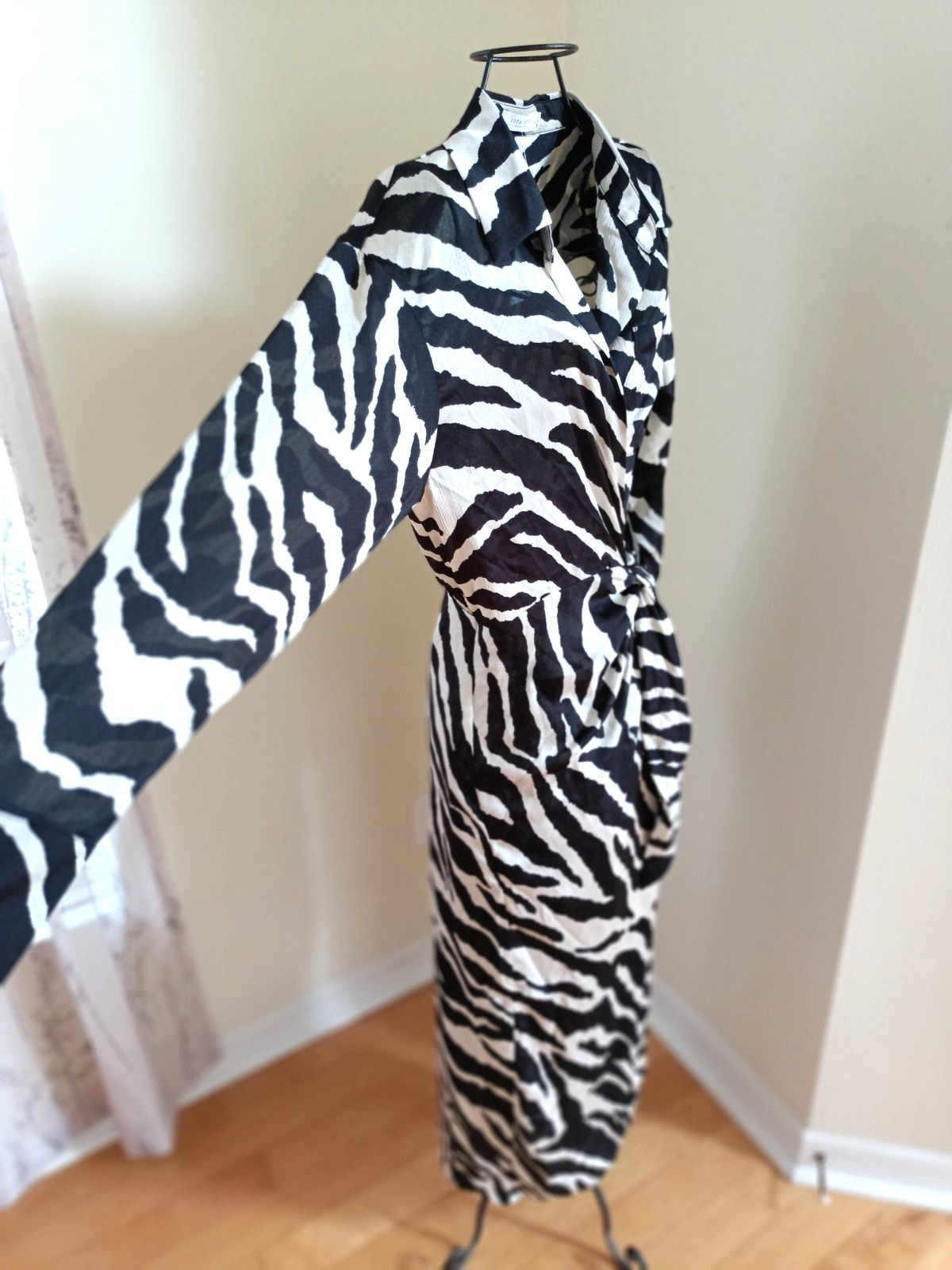 NWT 12th Tribe Wrap Maxi Dress Collared Zibra Print Long Sleeve M Cream Black
