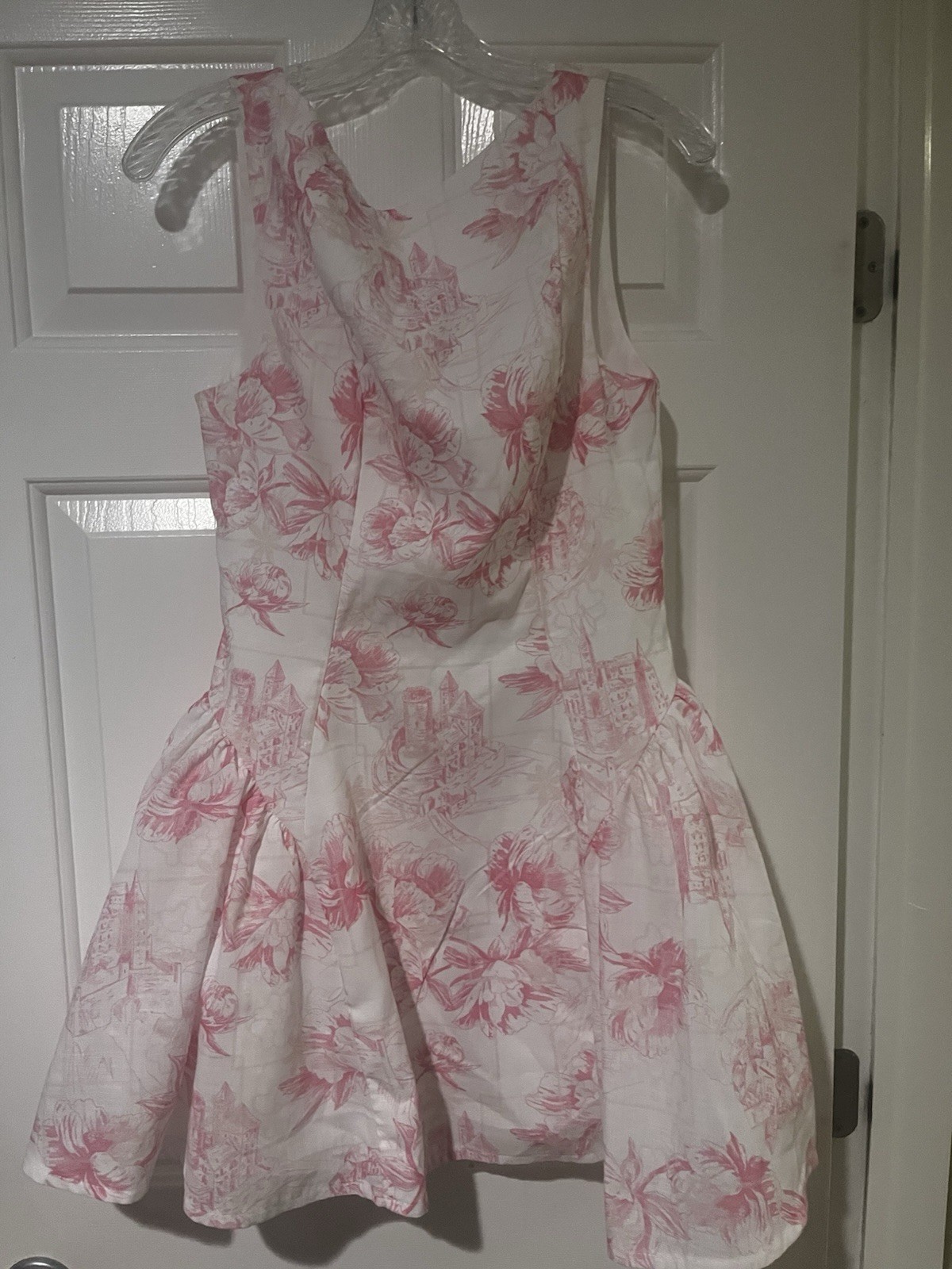 Saints & Secrets White Pink Toile Scoop Neck Dress size medium. Never worn