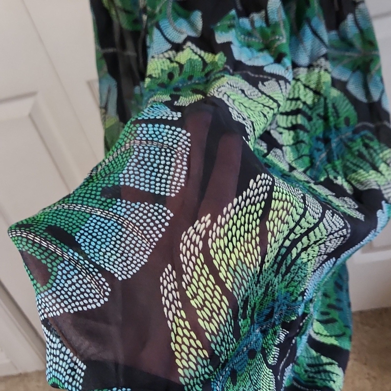 Black Multi-Colored Leaf Design Dress Size 6 Smocked Sheer Overlay Vacation NWT