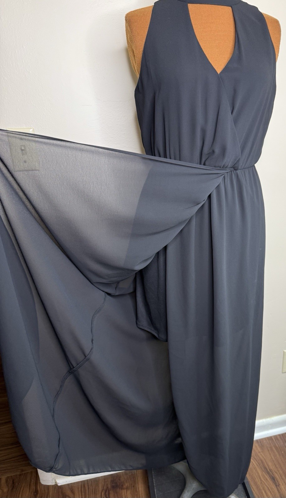 I. N. San Francisco Keyhole Neck Sheer Maxi Sleeveless Size Small