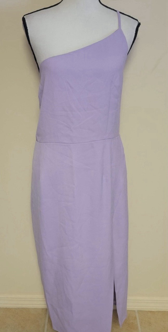 NWT! Size: XL Lovers and Friends Lazo Midi Dress in Lilac Purple