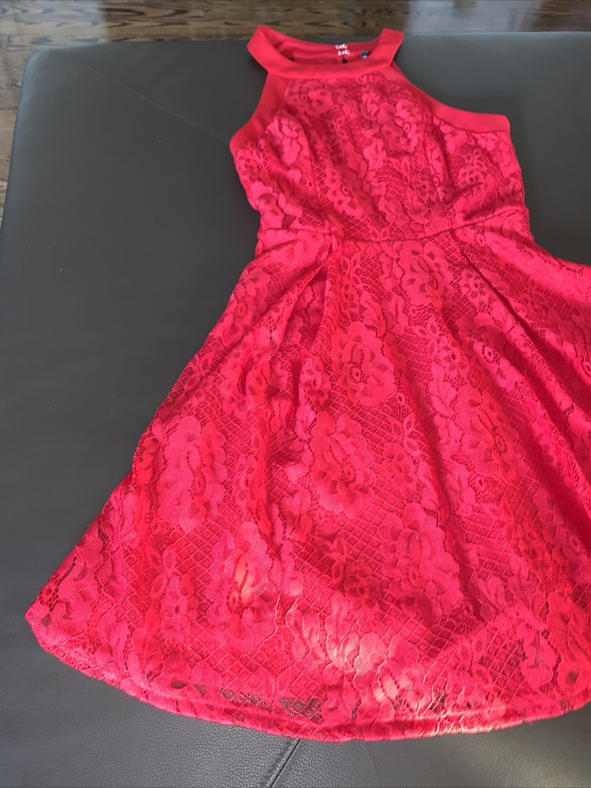 Speechless Juniors’ Red Lace Halter Sleeveless Formal Dress Size XS Retail $398