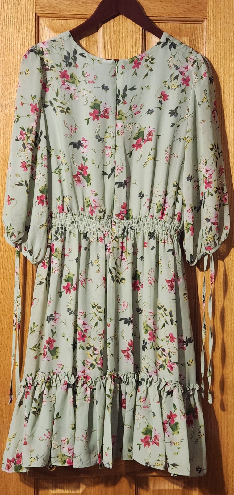 Taylor Sage Green Floral Smocked Tiered Dress sz16 Boho Romantic Sheer Garden