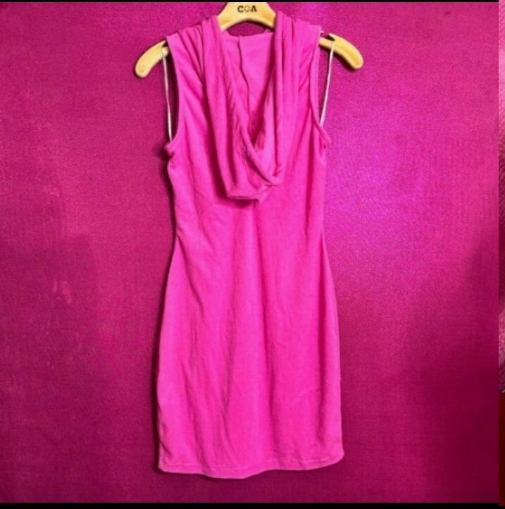 🆕Pink Front Zipper Open Cut-Out Back Bodycon Hoodie Mini Dress Size M