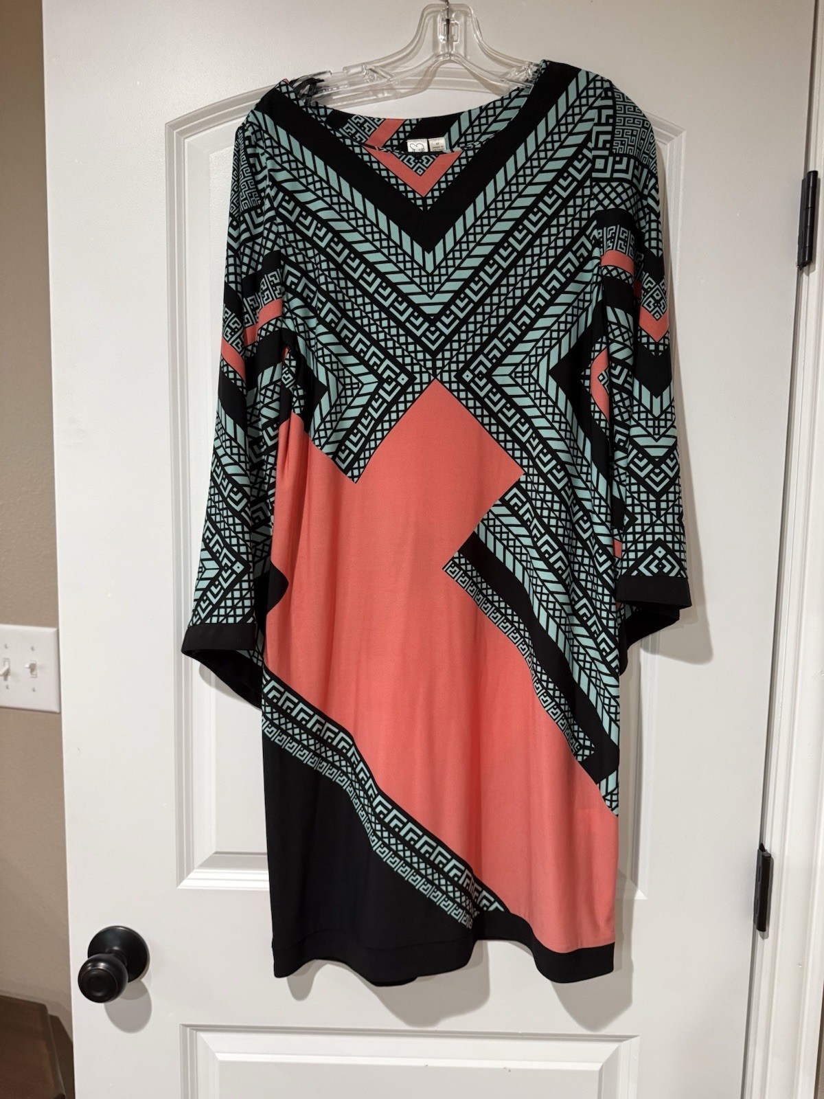 Emma & Michele Women’s M Regular Geometric V-Neck 3/4 Sleeve Pullover Dress