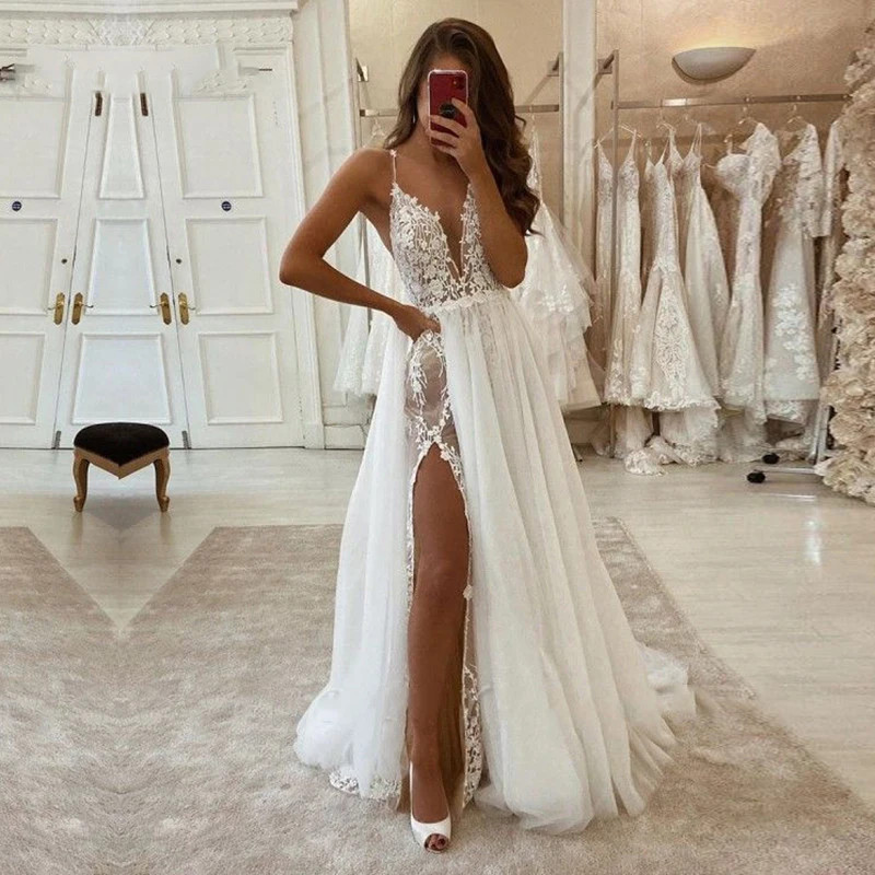V-neck Bohemian Spaghetti Strap Wedding Dress with Lace Decal A-line Bridal Gown