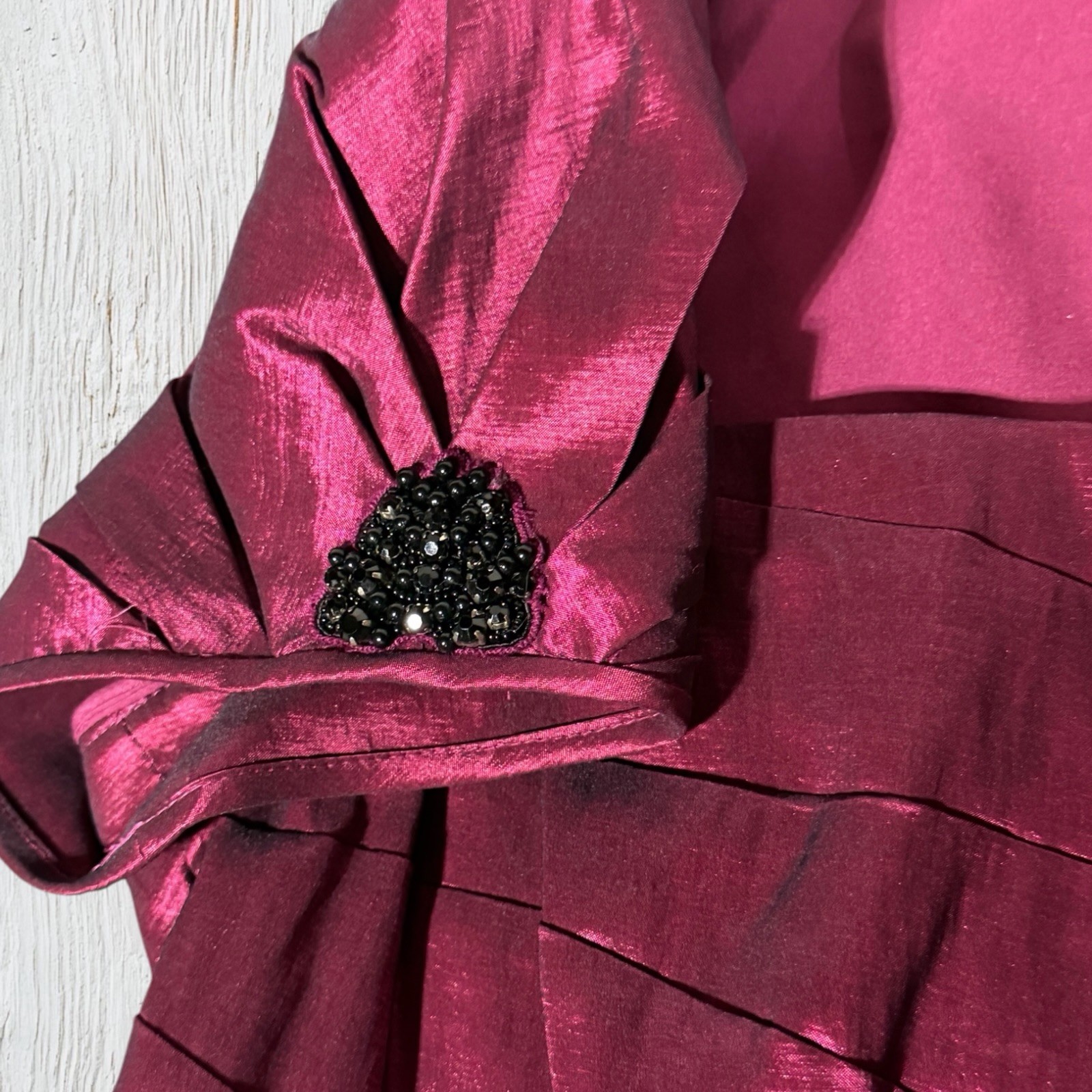 NWT – Badgley Mischka Collection Dress Size 10 Fuchsia Beaded Dress – MSRP $395