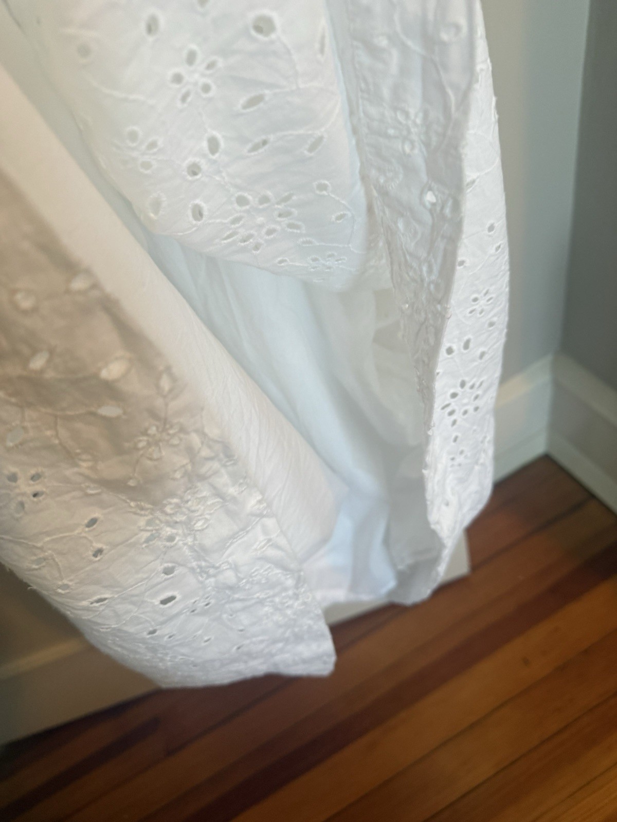 J.Crew Eyelet Dress White Cotton with Pockets Size 16 – Spring 2022 Collection
