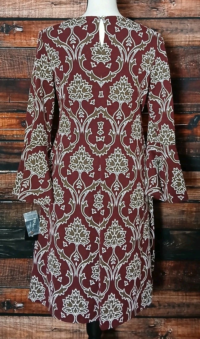 RN Studio Ronni Nicole Dress Small Damask Print Bell Sleeve Keyhole Knit NWT $74