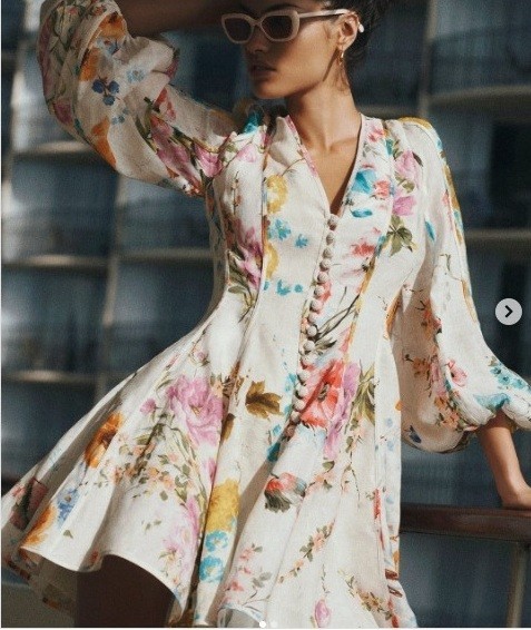Zimmermann Linen Mini dress aus1 fits US 4 – 6 ( Bust 33.5”-34.3” )