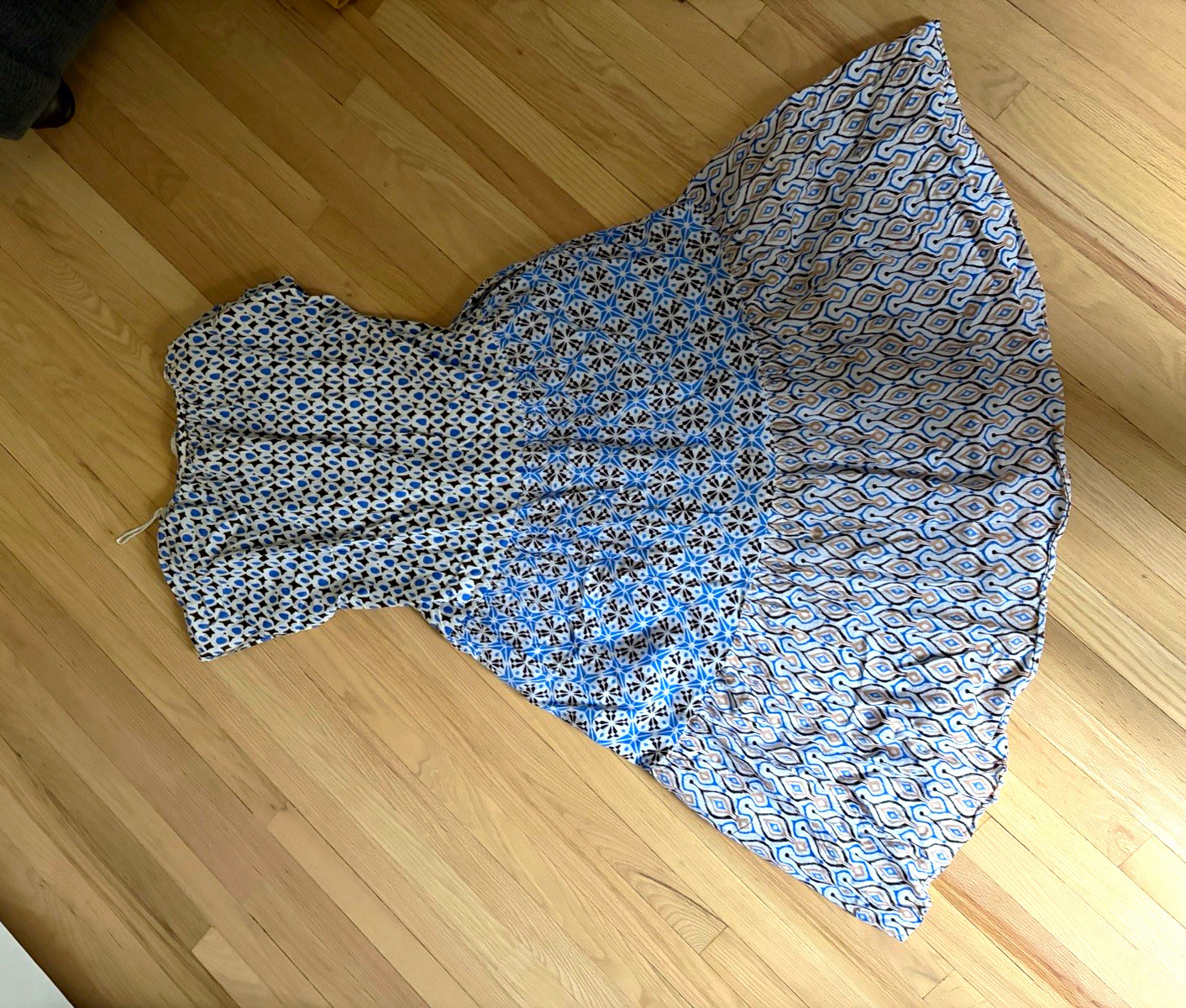 ZARA Blue & White Geometric Strapless Fit & Flare Midi Dress Women’s M