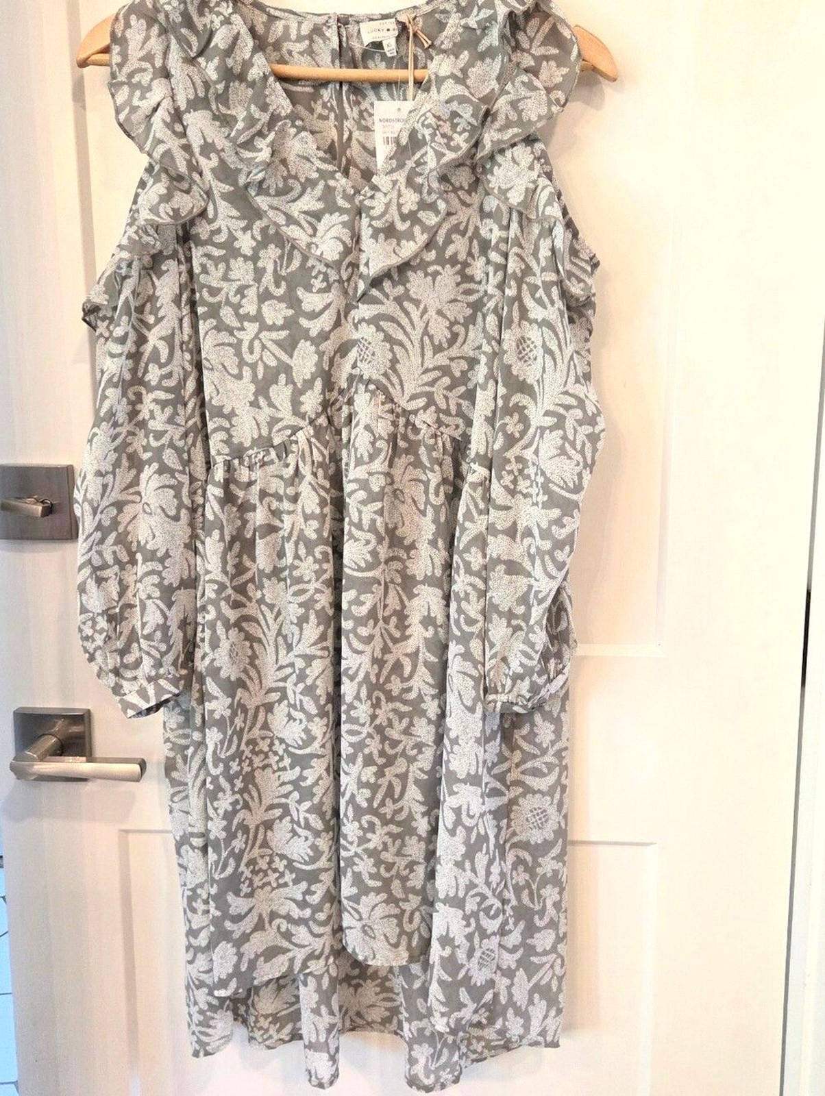 Lucky Brand Gray Floral Ruffle Dress Drop Shoulder Long Sleeve XS NWT