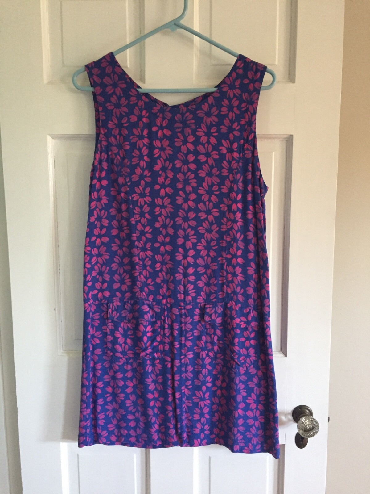 Blue Ginger Batik Floral Hawaiian Dress Medium Sleeveless Women’s Knee Length